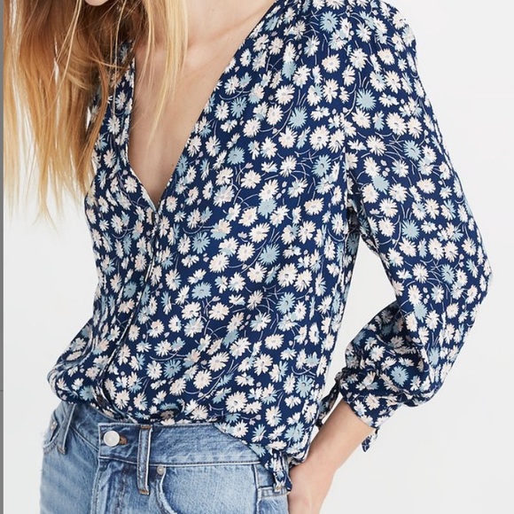 Madewell Tops - 💕6hr sale MADEWELL Beautiful French Floral Blouse